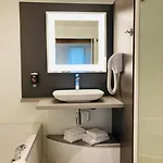 Ibis Styles Lille Aeroport Hotel