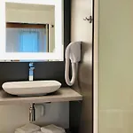 Hotell Ibis Styles Lille Aeroport Lesquin