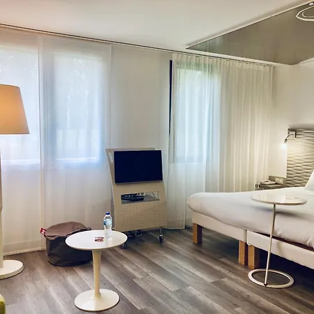 Ibis Styles Lille Aeroport Hotel 3*