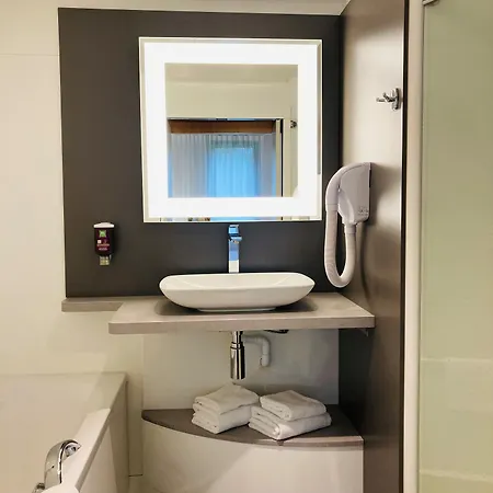 Ibis Styles Lille Aeroport Hotel