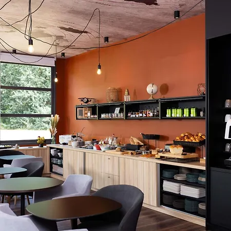 Ibis Styles Lille Aeroport Hotel 3*