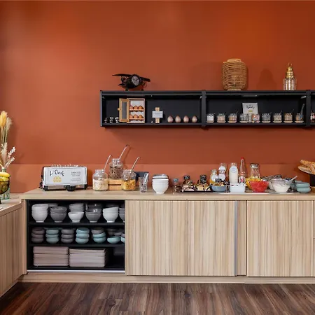 Hotel Ibis Styles Lille Aéroport 3*