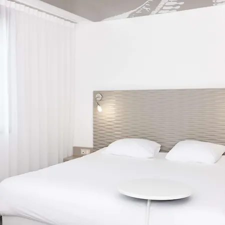 Отель Ibis Styles Lille Aeroport 3*